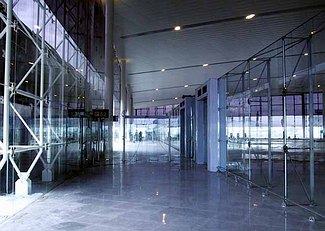 Interior del m&oacute;dulo M5 de la terminal norte del aeropuerto del Prat